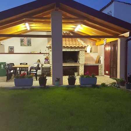 Apartment Rose Пула Екстер'єр фото