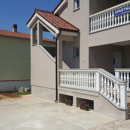 Apartment Rose Пула Екстер'єр фото