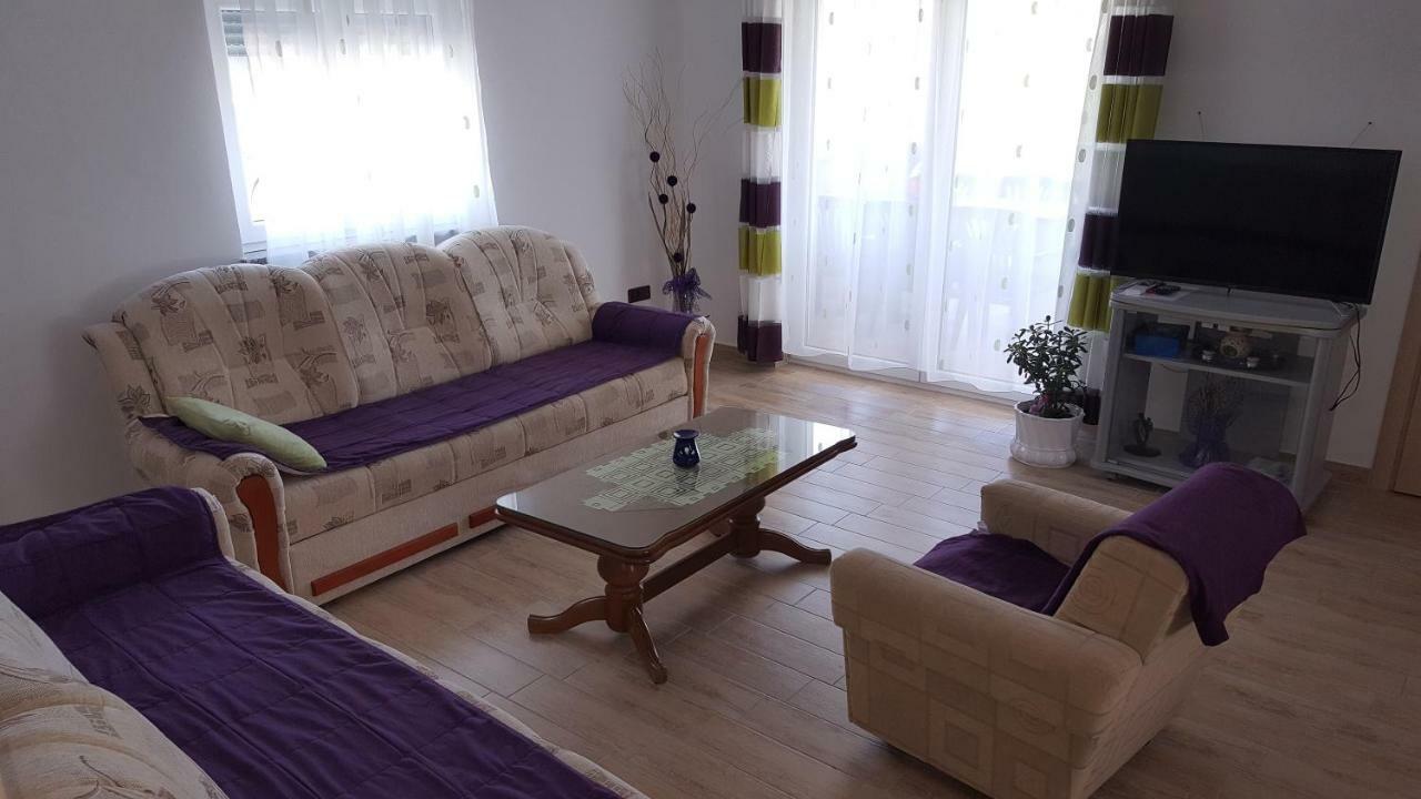 Apartment Rose Пула Екстер'єр фото