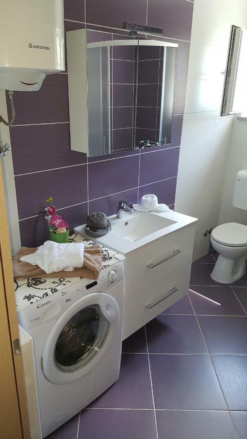 Apartment Rose Пула Екстер'єр фото