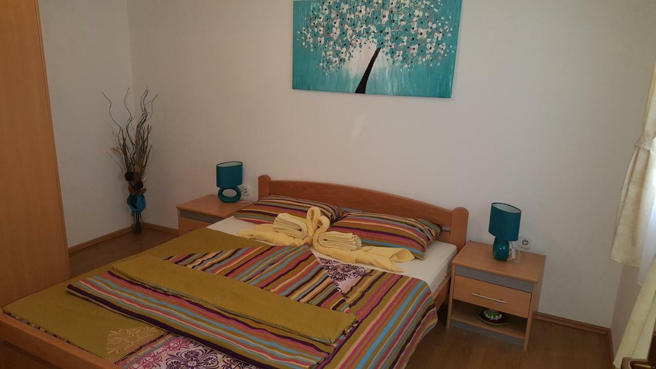 Apartment Rose Пула Екстер'єр фото